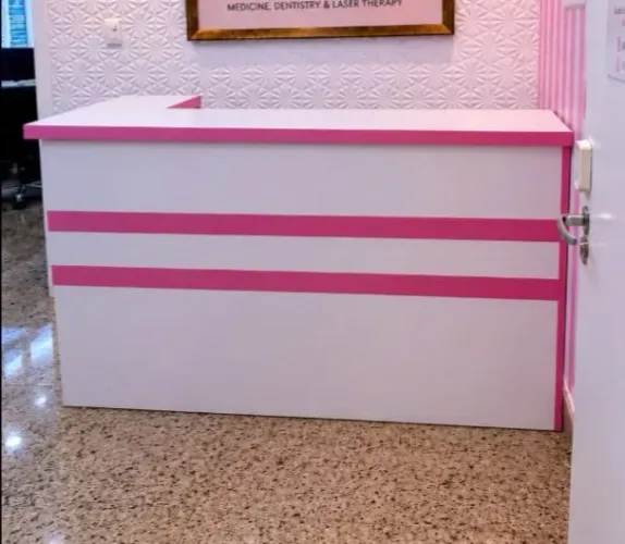 Balcão de Recepção/Atendimento/Caixa