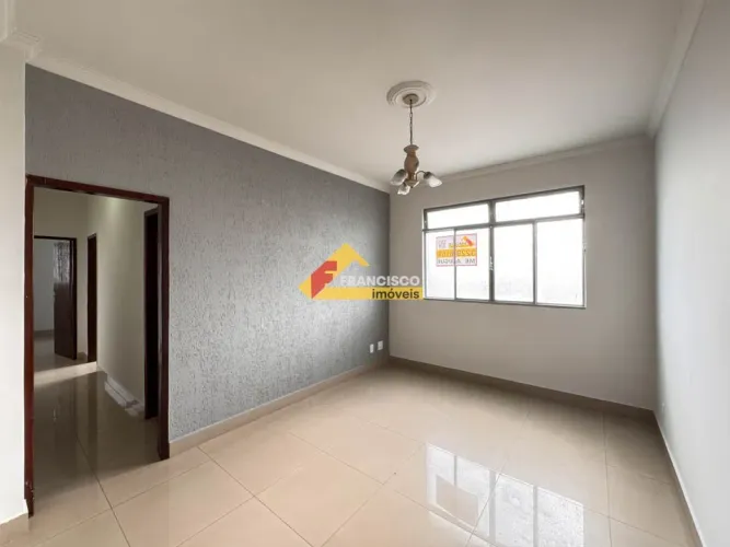 Apartamento para aluguel, 3 quartos, 1 suíte, 1 vaga, Centro - Divinópolis/MG