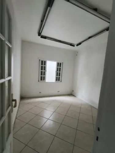 Sobreloja na Rua Voluntários da Pátria, 1055 160 m²