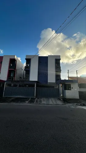 Alugo apartamento 4 QRTOS no Bessa