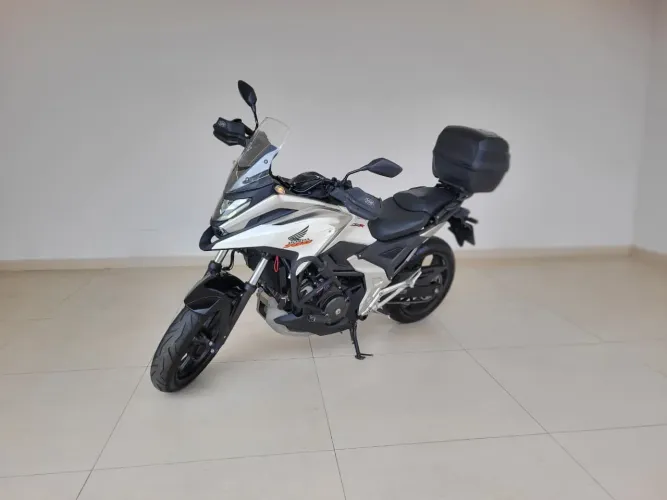 Honda NC 750X/NC 750X ABS DCT