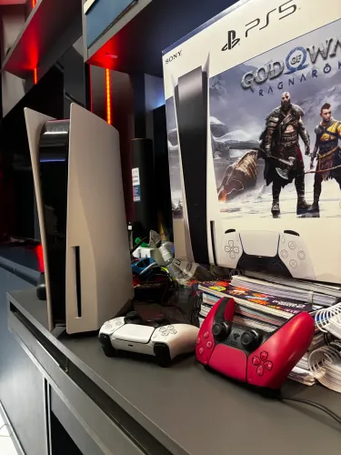 Ps5 fat com 2 controles!