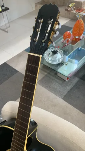 Violão Eagle semielétrico