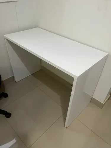 VENDO ESCRIVANINHA 