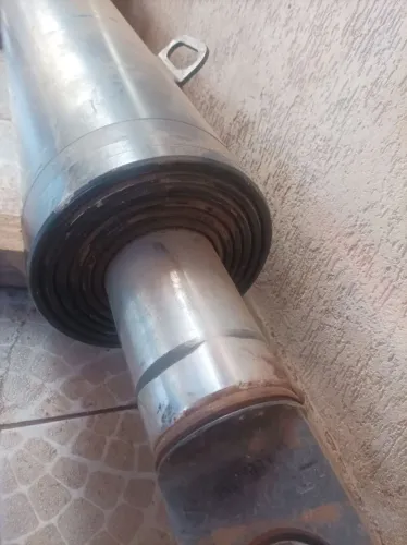 Pistão hyva 6 estágios
