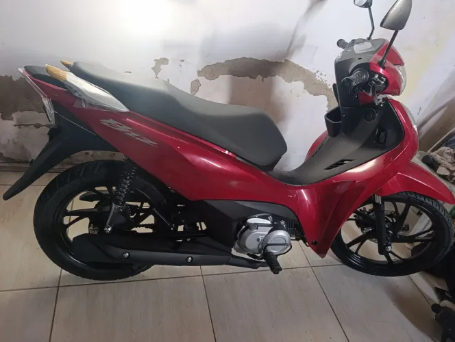 Vendo biz 2026 completa com rodas de liga leve