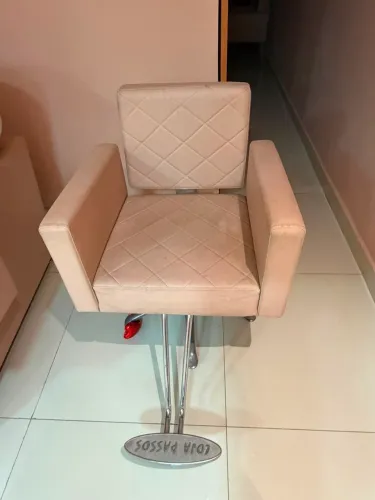 Cadeira cabeleireira