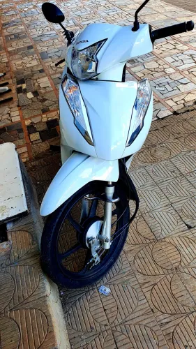Biz 110i 2019 troco por Biz 125 e volto diferença preferência 2019 ou 2020