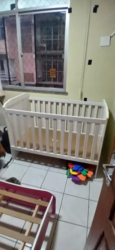 Vendo Berço Infantil com Colchão