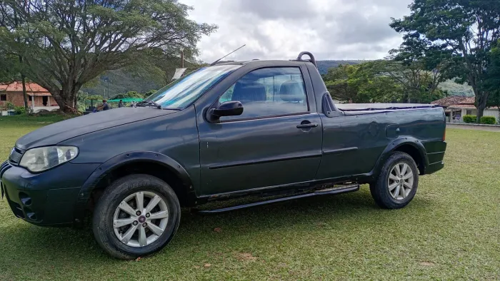 Fiat Strada Trekking 1.4 MPI Fire Flex 8V CS 2008