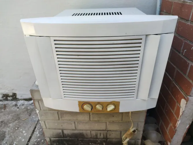 Ar-Condicionado Janela Electrolux Maximus 10.000 BTUs - Quente e Frio