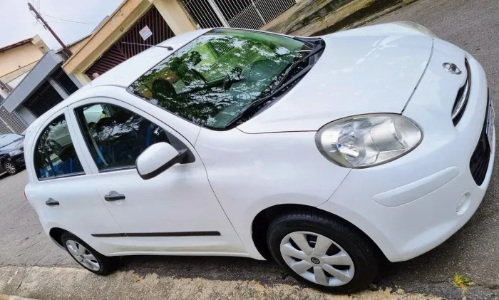 Nissan March S 1.0 16V Flex Fuel 5P 2012