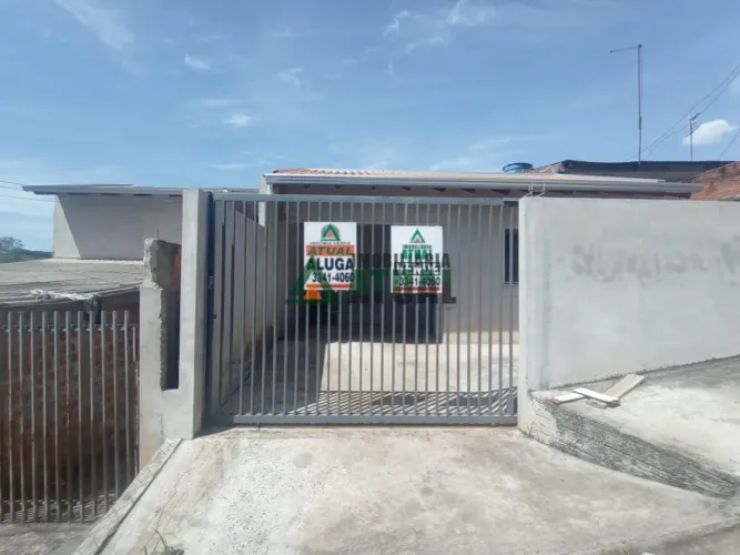 Casa com 02 quartos sendo 01 suíte na região sul de Londrina