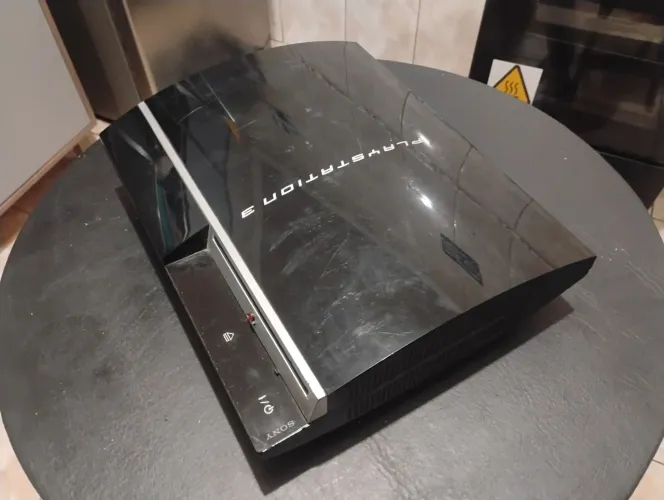 ? PLAYSTATION 3 FAT CECHP01 - R$200