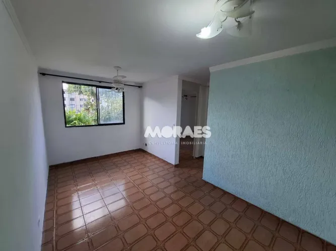 Apartamento com 2 quartos para alugar, 50 m² por R$ 1.350/mês - Parque Residencial das Cam
