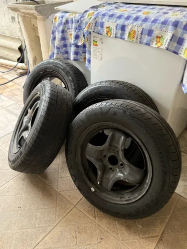 4 RODAS DE FERRO + PNEUS