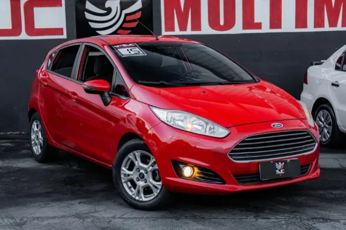 Ford Fiesta 1.6 16V Flex Aut. 5P 2015