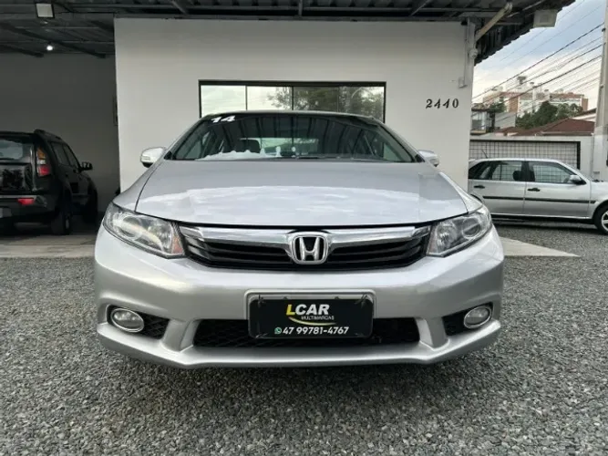 Honda Civic Sedan LXR 2.0 Flexone 16V Aut. 4P 2014