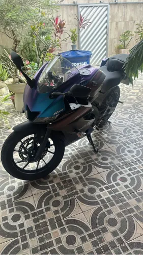R-15 Yamaha 2025
