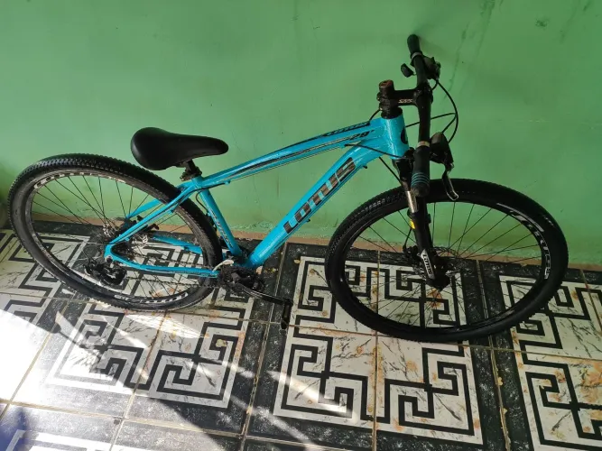 Bicicleta lotus aro 29
