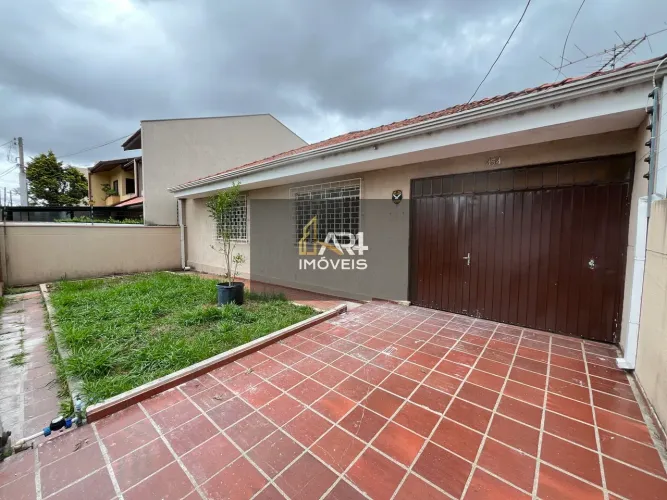 Casa à Venda no bairro Capão da Imbuia em Curitiba/PR