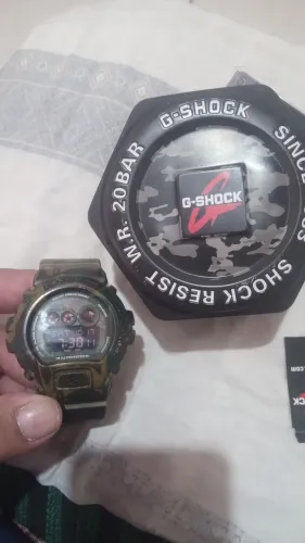 Relógio G shock Casio camufrado com pulseira torada 
