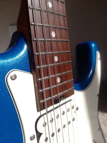 Guitarra Tagima t620