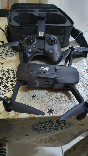 Vende-se um drone profissional Ruby sun Black hawk 4K novo zerado nunca voou