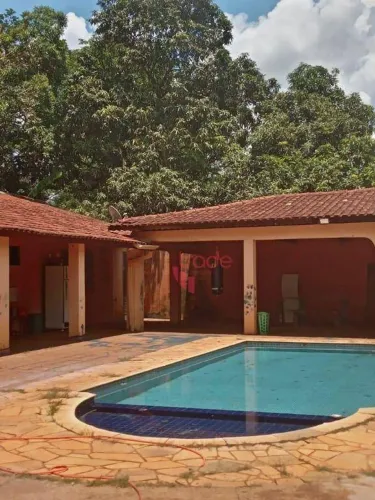 Chácara para Locação de 04 Quartos sendo 01 Suítes no Bairro Itanhangá Chácaras de Recreio