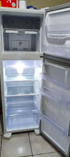 Geladeira frost free eletrolux 371L (leia a descrição) 
