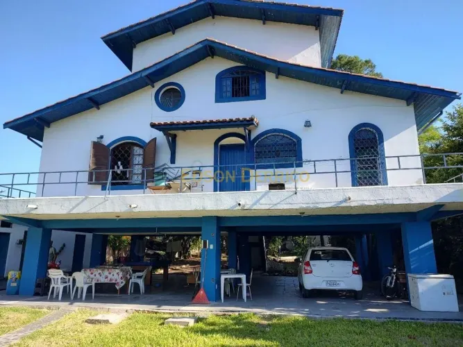 Chácara com 3 Quartos à Venda, Jardim Santa Cecília - Pindamonhangaba