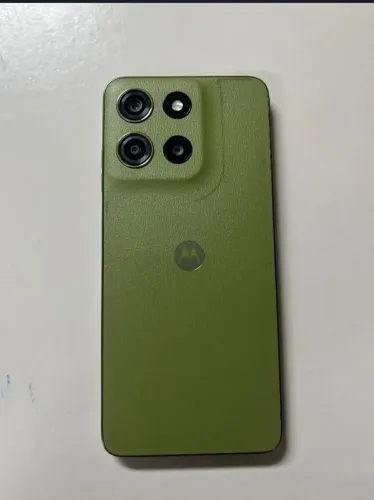 Vende moto g 15 novo só precisa formatar pq está pedindo o pin