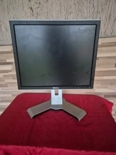 Monitor Dell 16 Polegadas