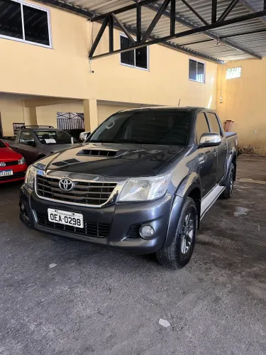 Toyota Hilux CD SRV D4-d 4X4 3.0 TDI Diesel AUT 2013