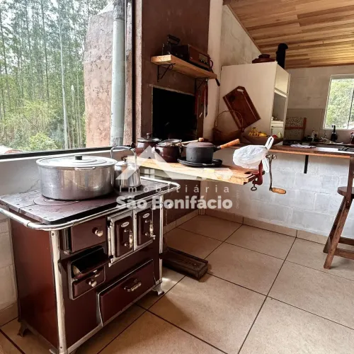 Chácara com cachoeira em São Bonifácio/SC