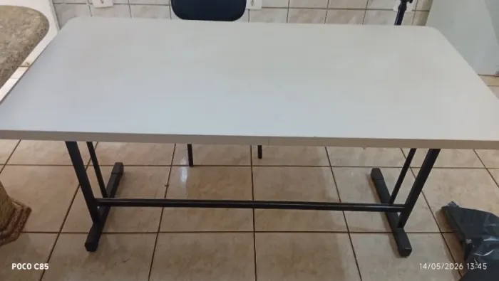 MESA RETANGULAR EM MDF