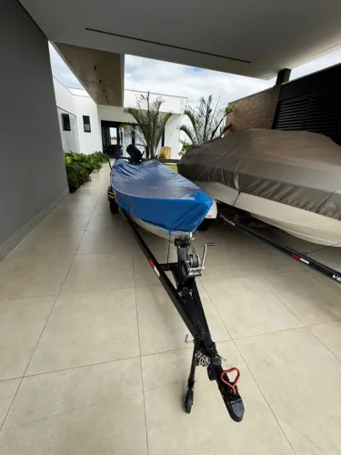 Barco 6m borda alta 2019 + Motor Yamaha 30hp (Completo, com Sonar)