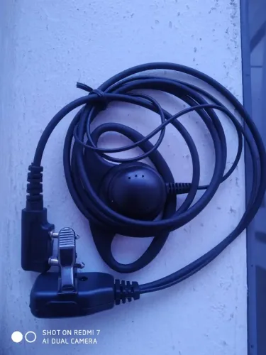 Fones de ouvido lapela