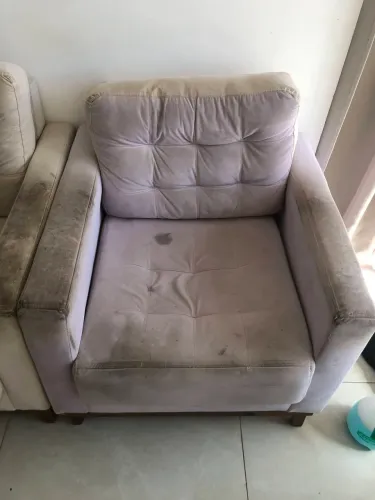 Limpeza de cadeiras e poltronas em domicílio 