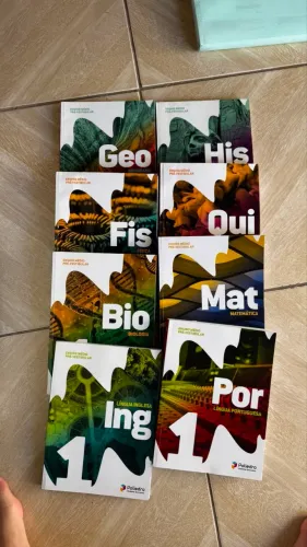 Kit Cursinho Poliedro 2023 Pré-vestibular (Medicina/Enem)