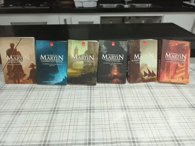 Livros do Autor George R.R. Martin