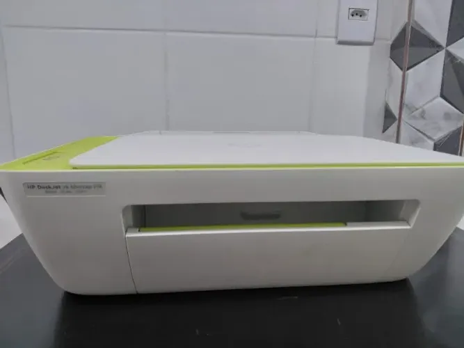Impressora HP Deskjet Ink Advantage 2136
