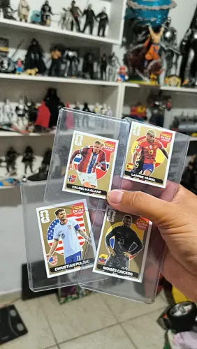 Figurinhas legends ouro da copa