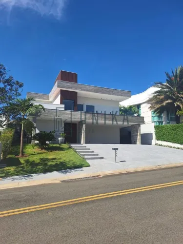 Casa de luxo em condomínio: 4 quartos, 4 suítes, 3 salas, 6 banheiros, 4 vagas - Campinas-