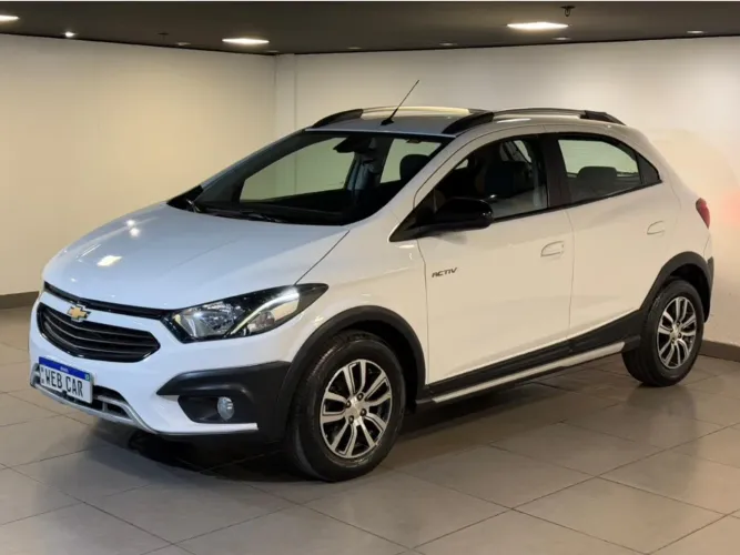 Chevrolet Onix Activ 1.4 8V Flex Mec. 4P 2017