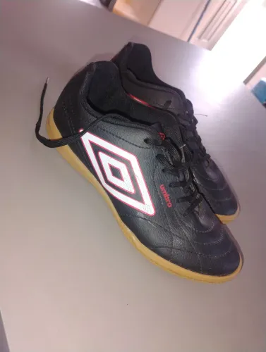 Chuteira futsal 39 umbro original