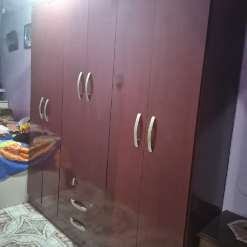 Guarda roupa 6 portas