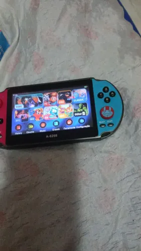 2 consoles de jogos 