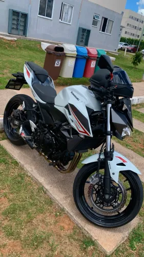 Kawasaki Z400