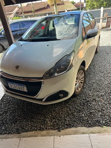 Peugeot 208 Allure 1.2 Flex 12V 5P Mec. 2018